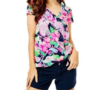 Lilly Pulitzer Etta V-neck Tee in High Tide Navy Honda Classic Print XXS